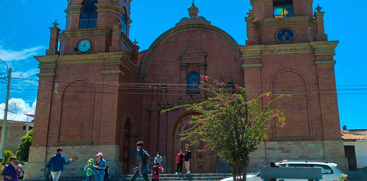 tours-laguna-llanganuco 1