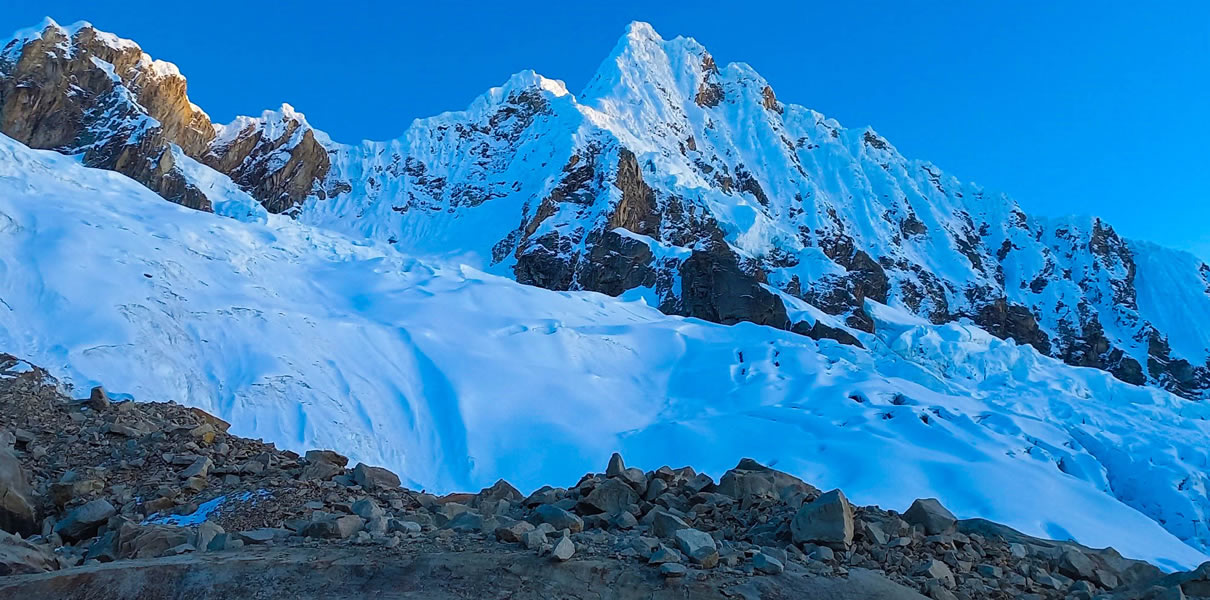 trekking-santa-cruz-alpamayo-vaqueria 4