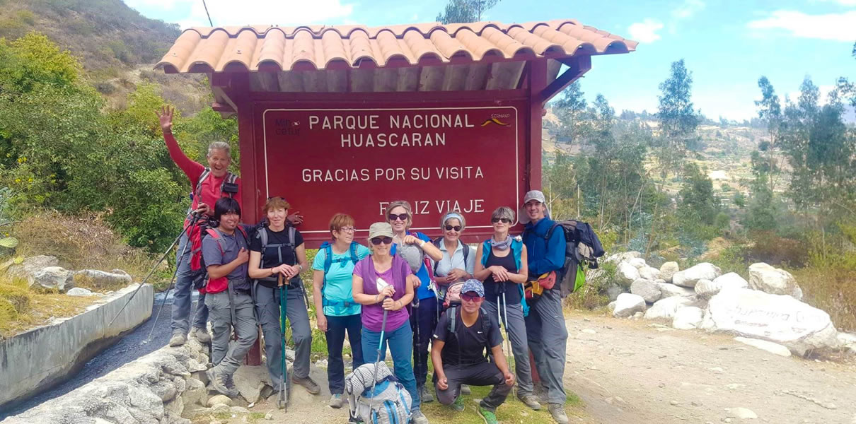 trekking-santa-cruz-llanganuco-climbing-pisco 3